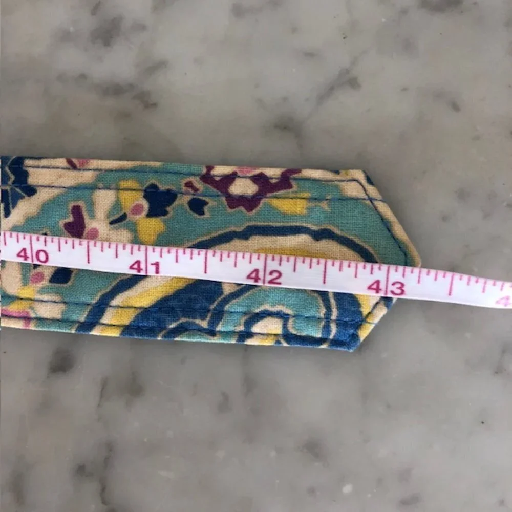 VERA BRADLEY Capri Blue Paisley 2007 Belt Retired
